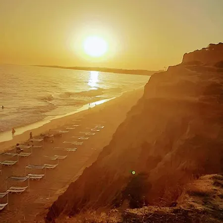 Alfamar V3 Falesia Beach Semesterbostad *